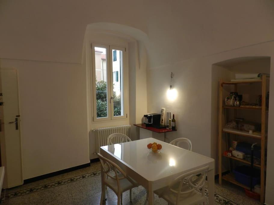 Sea View, In The Old Town Santo Stefano Al Mare Apartment ภายนอก รูปภาพ