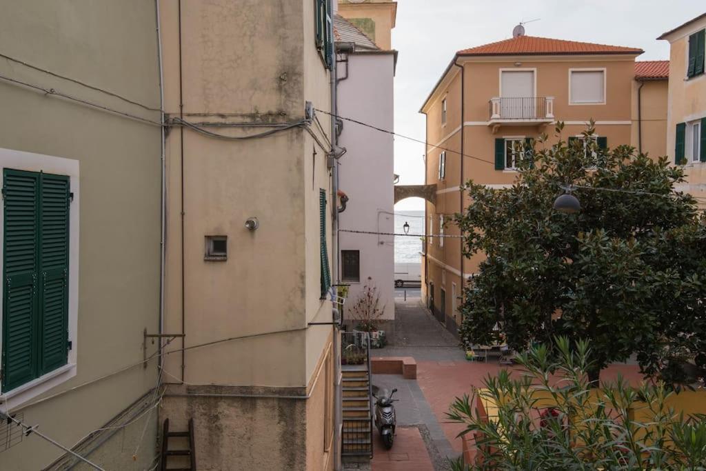 Sea View, In The Old Town Santo Stefano Al Mare Apartment ภายนอก รูปภาพ